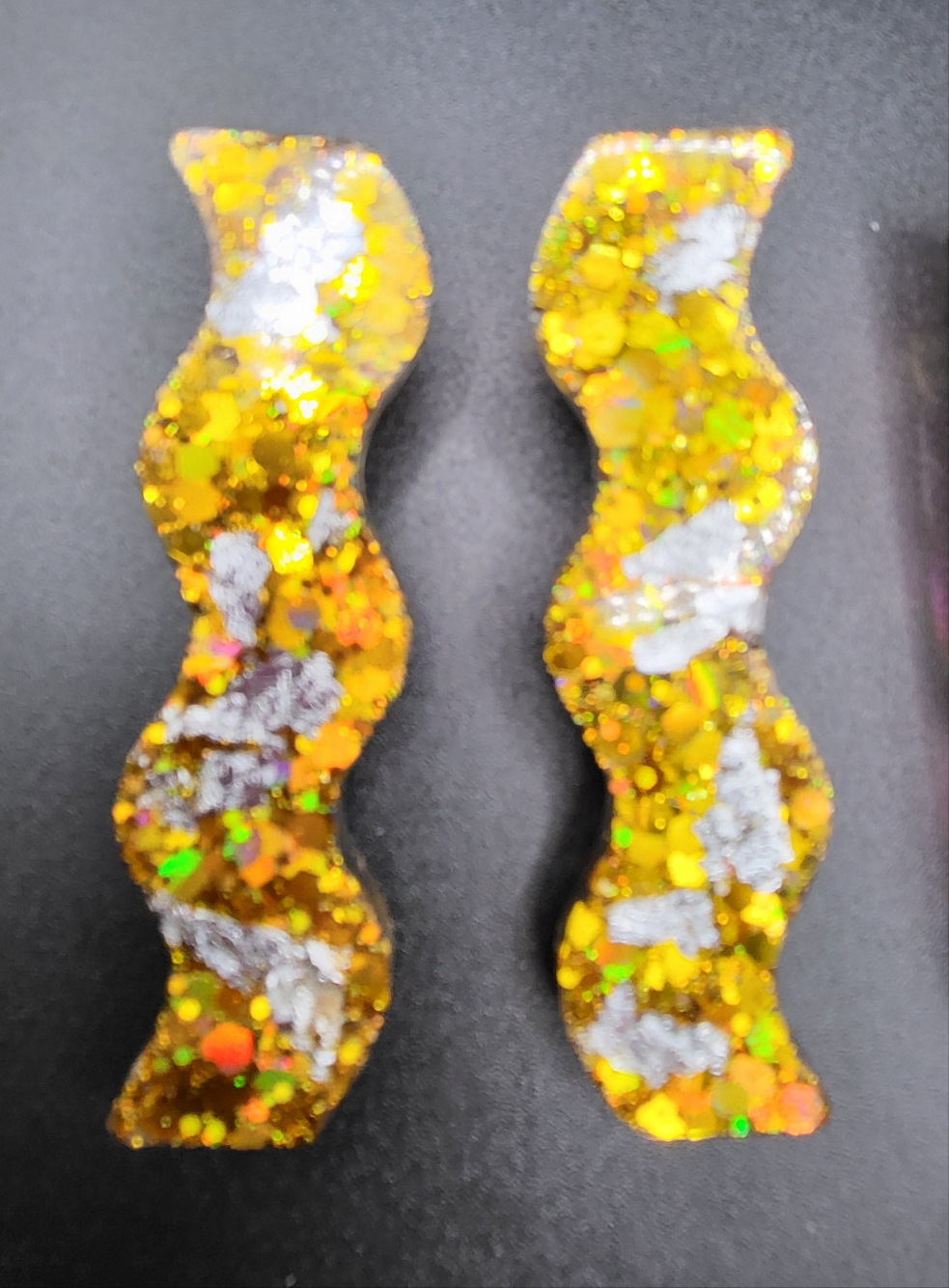 Lot 4 Barrettes résine époxy uniques