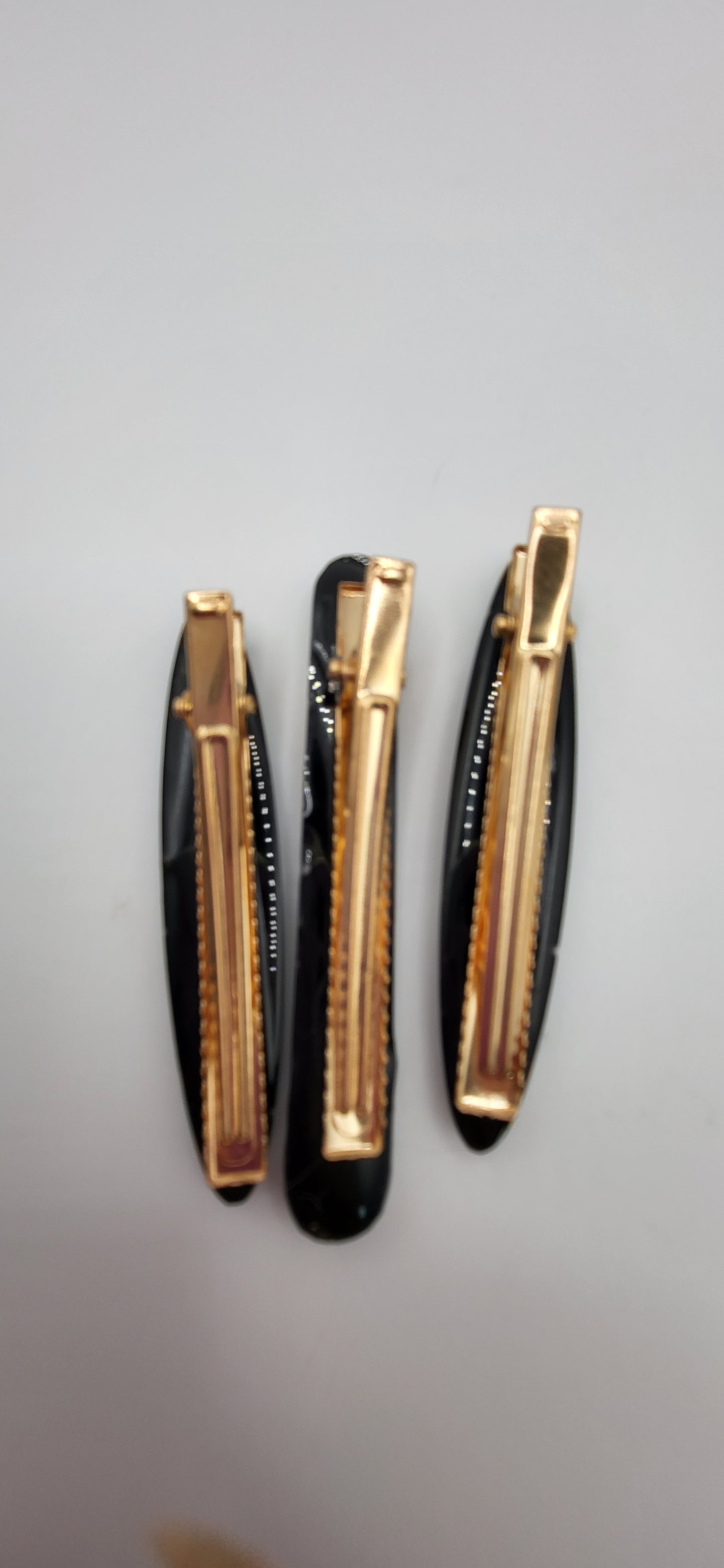 Lot de 3 barrettes artisanales uniques noir et feuilles d’or