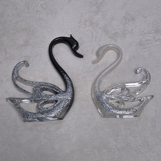 Couple De Cygnes