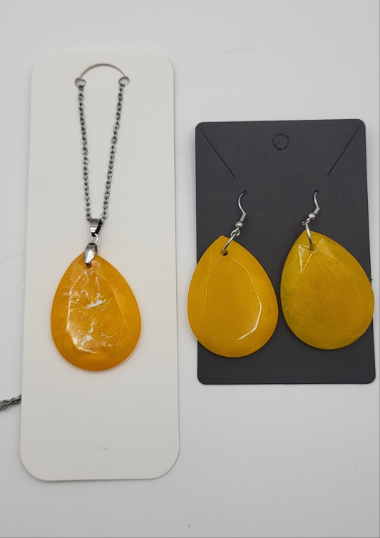 Collier et boucles d'oreilles assorti unique