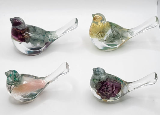 Oiseaux avec fleurs intégrés