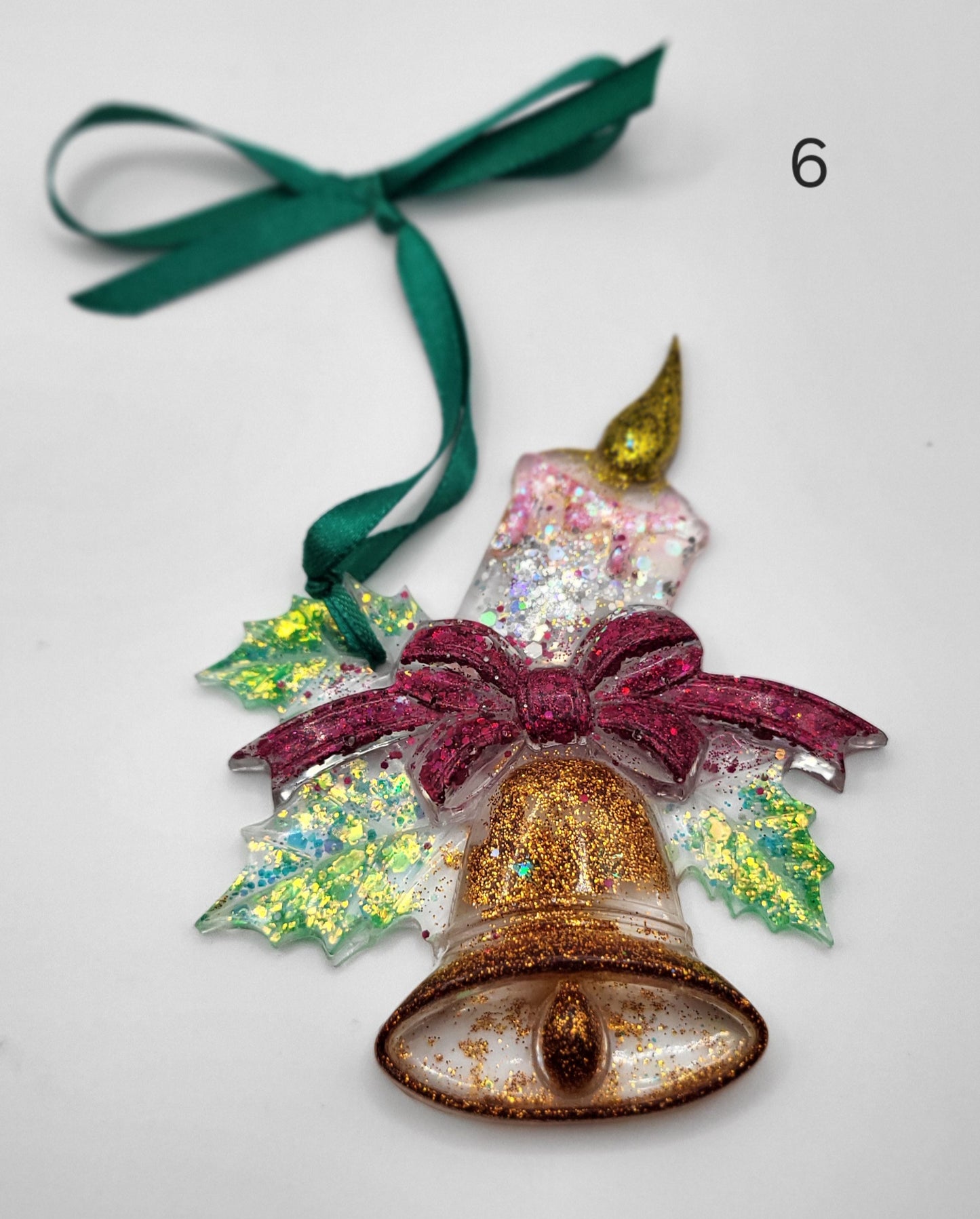 Boules de Noël forme cloches